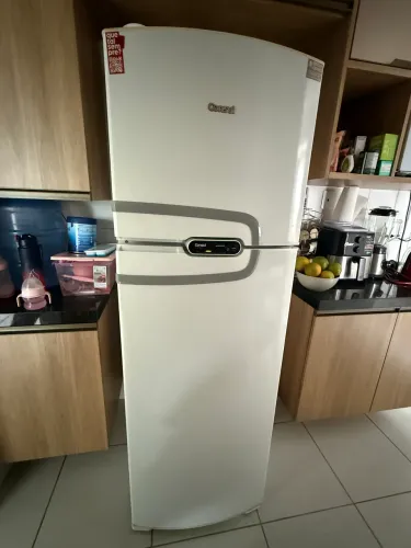 Geladeira consul semi-nova 