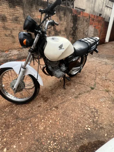 ?Vendo moto chama?