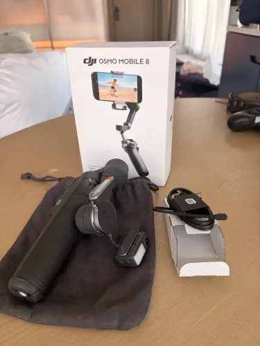 DJI Osmo mobile 8