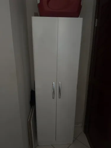 Armário multiuso