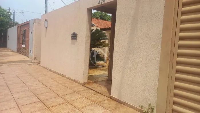 CASA TÉRREA RIBAS DO RIO PARDO
