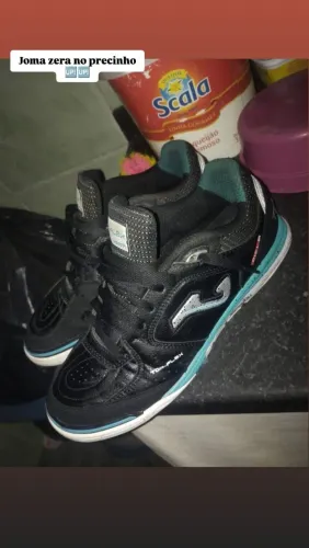 Vendo essa chuteira da Joma zera usei apenas uma vez tamanho 38