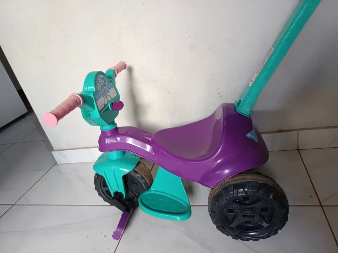 Carrinho infantil feminino