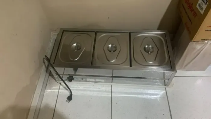 Buffet Térmico / Banho-Maria Inox - 3 Cubas - 110 V