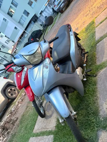 Moto Biz 125 