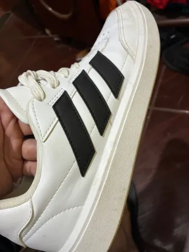 Tênis Adidas COURTBLOCK