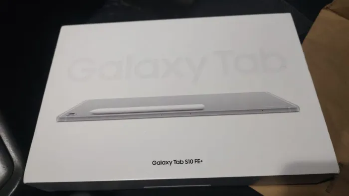 Tablet S10 FE +