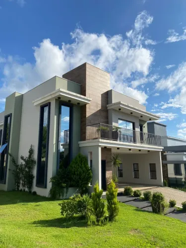 Casa Luxuosa em Chapecó - Espelho das Águas