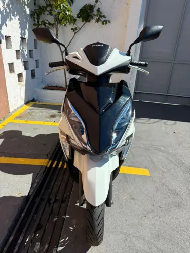 Honda elite