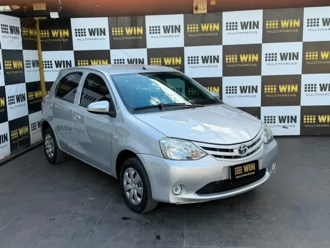 Toyota Etios X 1.3 Flex 16V 5P Mec. 2016