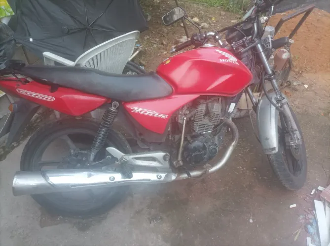 Titan 150 