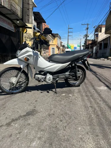 Vendo moto pop 110 ano 2021 quitada em ótimo estado e revisada.