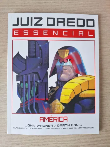 Juiz Dredd Essencial - América
