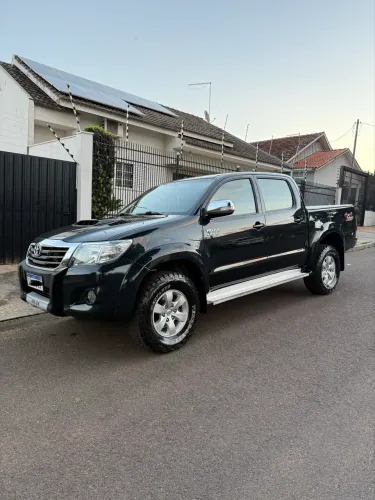 Toyota Hilux CD SRV D4-d 4X4 3.0 TDI Diesel AUT 2012