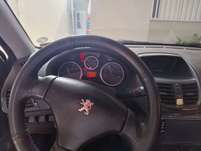 Peugeot 207 XR Sport 1.4 Flex 8V 3P 2009
