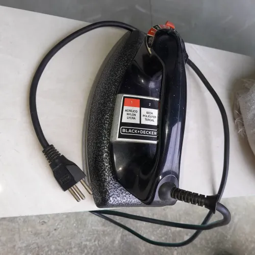 Ferro de passar black deker