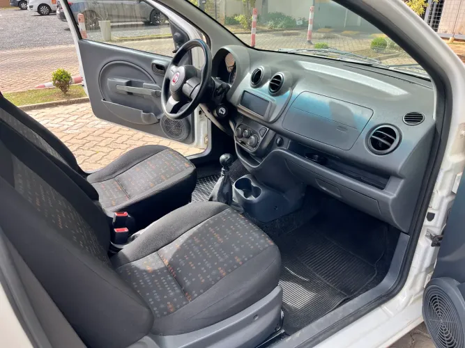 Fiat Fiorino Working 1.4 Flex 8V 2P 2021