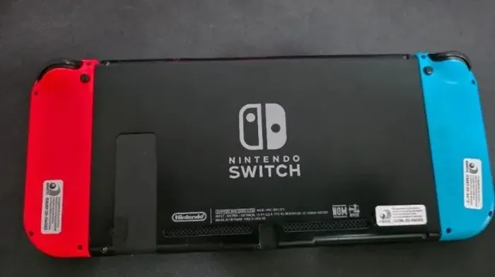 Nintendo switch v1 c/sd 64gb desbloq