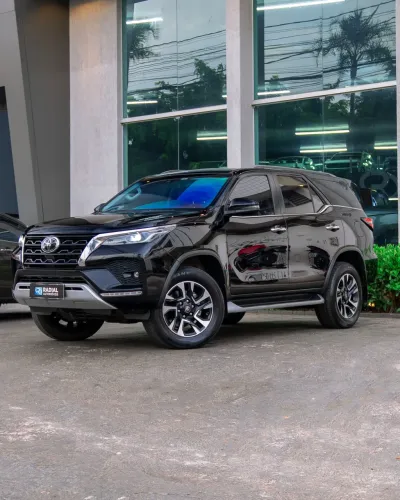 Toyota Hilux SW4 SRX 4X4 2.8 TDI 16V Dies. Aut. 2021