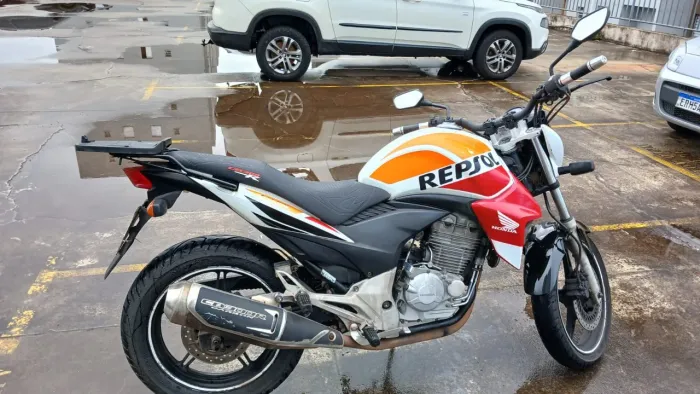 Cb300