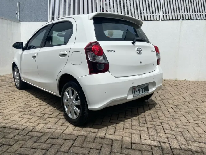 Toyota Etios X Plus 1.5 Flex 16V 5P Aut. 2019