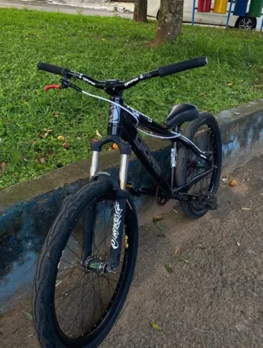 GIOS 4TRIX SEMI NOVA
