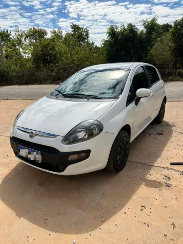 Fiat Punto Attractive 1.4 Fire Flex 8V 5P 2014