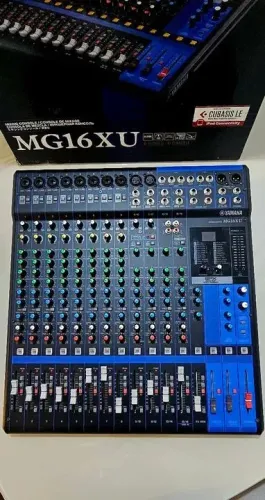 Mesa de som Yamaha MG16XU