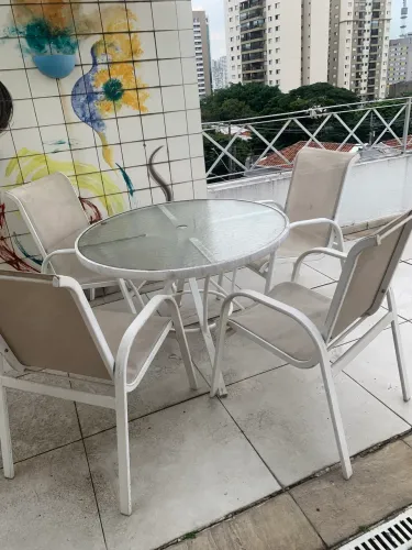 Conjunto de mesa para qualquer ambiente .