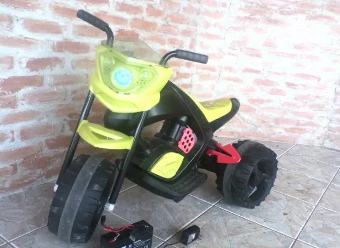 Moto elétrica ben 10