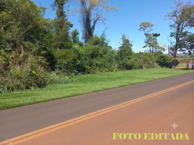 Chácara de 9.200 mt de frente PR518 em Guaravera