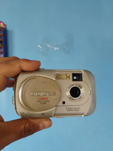 Camera digital olympus D-395 