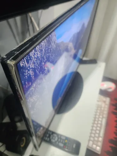 Tv 32 AOC não é smart