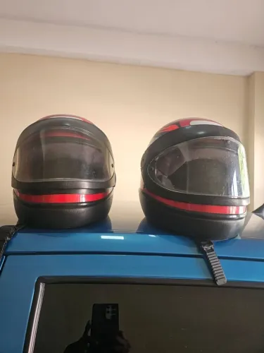 2 Capacete san marino seminovos por 170 reais