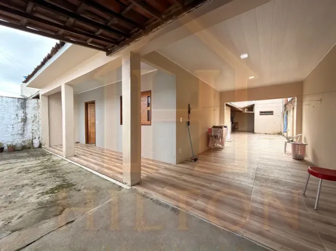 Casa com 4 quartos no Benedito Bentes - Maceió - AL
