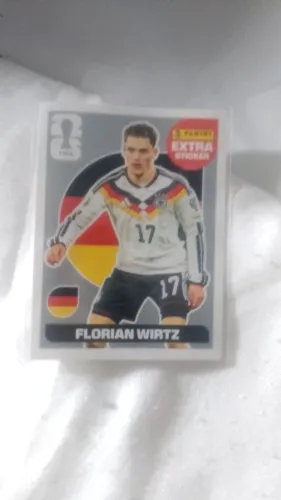 figurinha extra stickers florian wirtz prata*em perfeitas condições