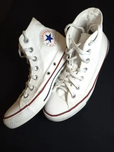 Tênis botinha Converse All Star Chuck Taylor branco 36