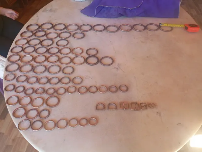 Argolas antigas em bronze para peitorais de cavalo