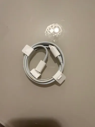 Cabo carregador Original Apple iPhone Lightning / Tipo C NOVO