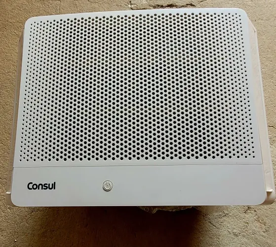 Ar-Condicionado Janela Consul 7.500 BTUs Frio 110V - Controle Remoto - Excelente Estado