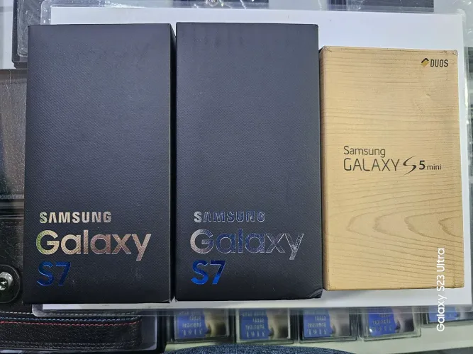 Lote de caixas S7 e S5 mini