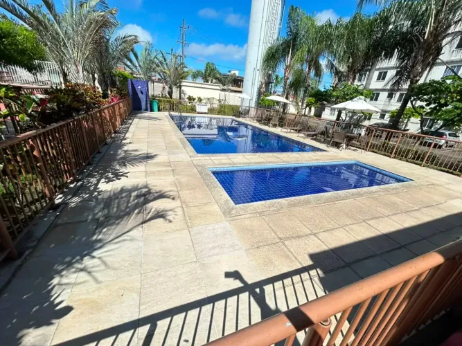 Apartamento 2 quartos em condomínio com piscina Cidade universitária Maceió -Al