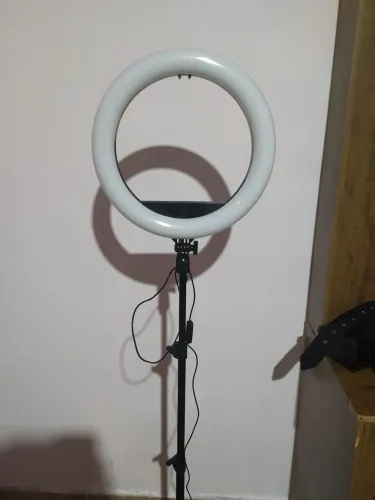 Ring Light Tomate Grande Com TripÉ E Controle no Fio 10 Polegadas 25cm