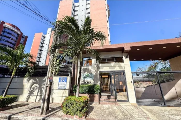 CONDOMÍNIO GIARDINO DE CAPRI / Apartamento a venda no bairro Guararapes