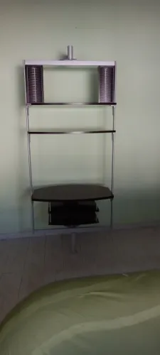 VENDO ESTANTE GIRATÓRIA