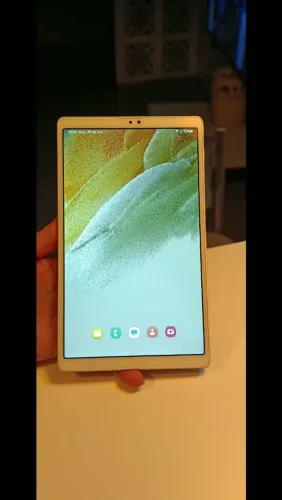 SAMSUNG TAB A7 LITE (Prata e branco)