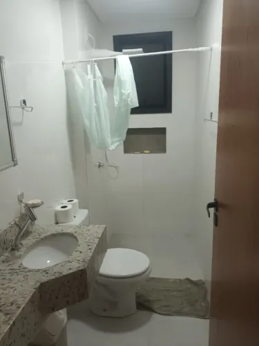 Alugo Apto Temporada 02 dorms, sendo 01 suite, 01 vaga de gar, churrasqueira