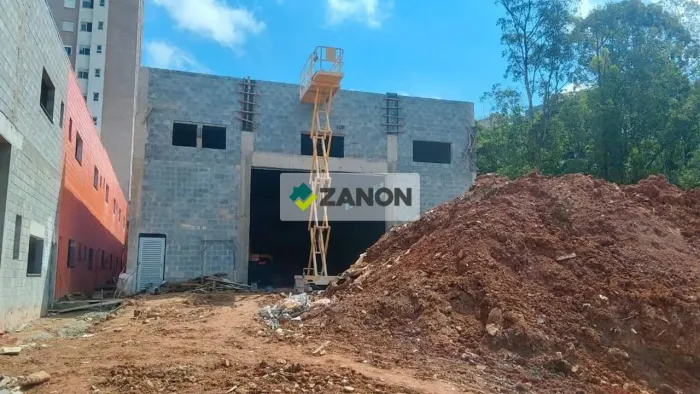 Galpão para alugar no Bairro Vila Santa Luzia - São Bernardo do Campo/SP