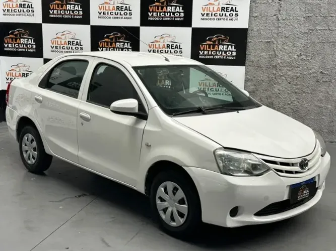 Toyota Etios X Sedan 1.5 Flex 16V 4P Mec. 2016