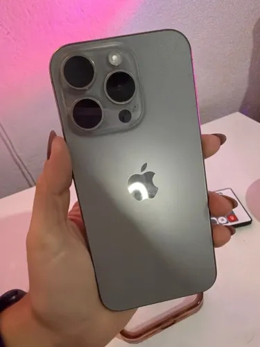 iPhone 15 pro 256GB